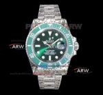 Swiss Replica Rolex Submariner Hulk Green Dial Engraved Oyster Band 3135 Movement Watch